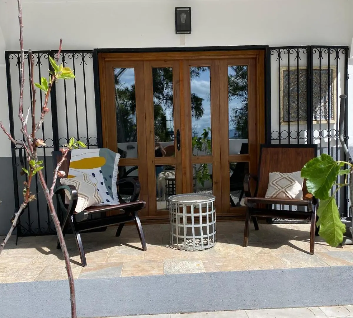 Villa Uriqui ألورا